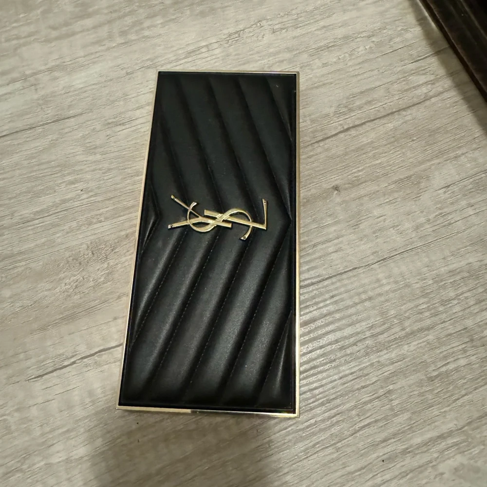 YSL - Picture 7 of 8